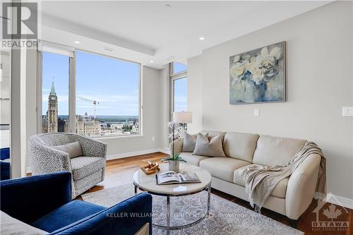 1603 - 101 Queen Street, Ottawa, ON - Indoor Photo Showing Living Room