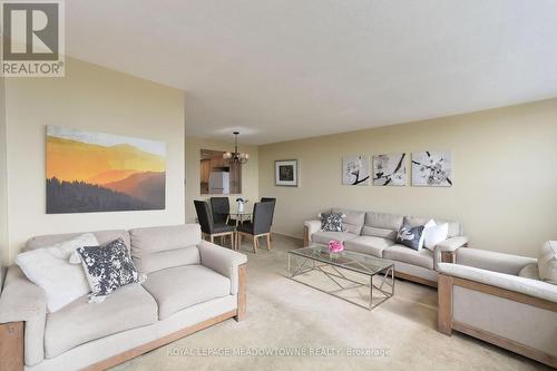 1212 - 121 Ling Road, Toronto (West Hill), ON - Indoor Photo Showing Living Room