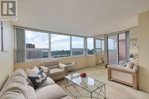 1212 - 121 Ling Road, Toronto (West Hill), ON - Indoor Photo Showing Living Room