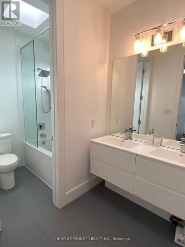 163 Pemberton Road, Richmond Hill (North Richvale), ON - Indoor Photo Showing Bathroom