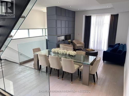 163 Pemberton Road, Richmond Hill, ON - Indoor Photo Showing Dining Room