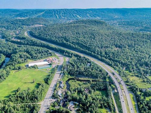 Photo aÃ©rienne - 900 Ch. Giroux, Piedmont, QC - Outdoor With View