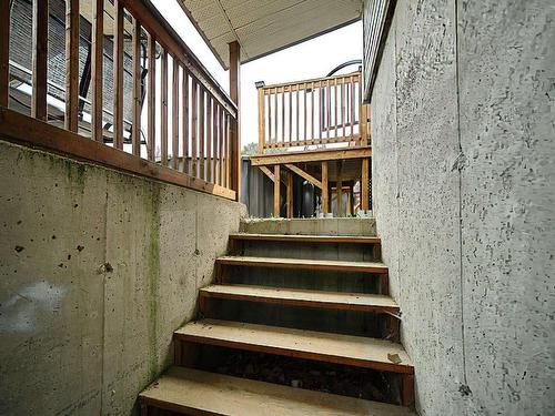 Exterior entrance - 206 Rue Alarie, Labelle, QC - Indoor Photo Showing Other Room