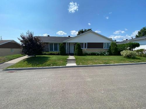 Overall view - 44 Rue Du Jardin, La Malbaie, QC - Outdoor With Facade