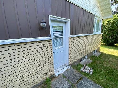 Cour - 44 Rue Du Jardin, La Malbaie, QC - Outdoor With Exterior