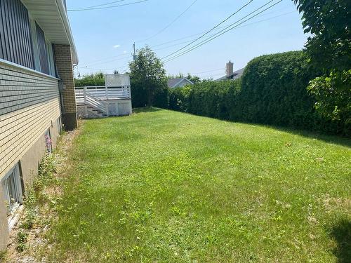 Backyard - 44 Rue Du Jardin, La Malbaie, QC - Outdoor