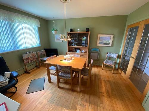 Dining room - 44 Rue Du Jardin, La Malbaie, QC - Indoor Photo Showing Dining Room