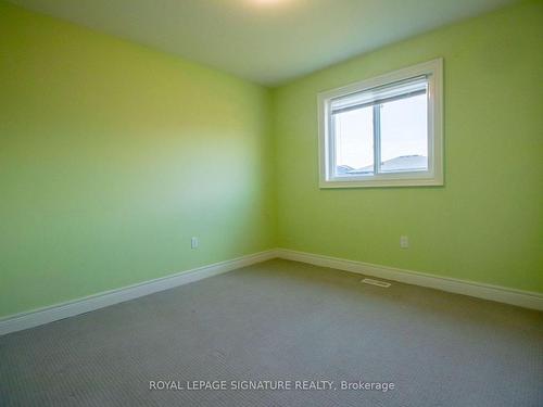 133 Acacia Rd, Pelham, ON - Indoor Photo Showing Other Room