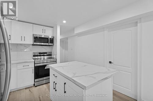 69 Wallace Street, New Tecumseth (Alliston), ON - Indoor Photo Showing Kitchen