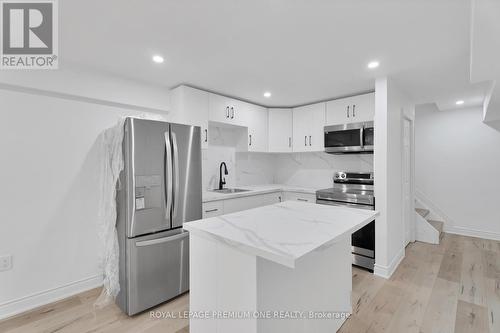 69 Wallace Street, New Tecumseth (Alliston), ON - Indoor Photo Showing Kitchen