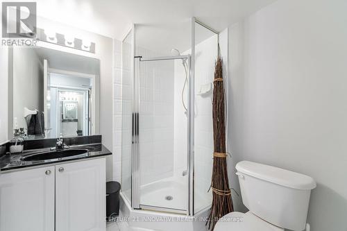 1210 - 33 Elm Drive, Mississauga, ON - Indoor Photo Showing Bathroom