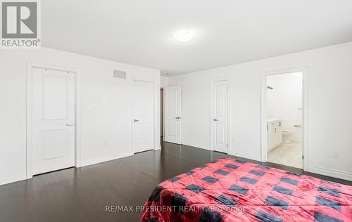 51 Lionhead Golf Club Road, Brampton (Brampton West), ON - Indoor Photo Showing Bedroom