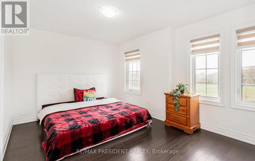 51 Lionhead Golf Club Road, Brampton (Brampton West), ON - Indoor Photo Showing Bedroom