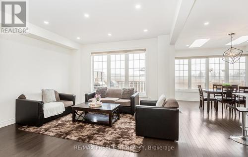 51 Lionhead Golf Club Road, Brampton, ON - Indoor Photo Showing Living Room