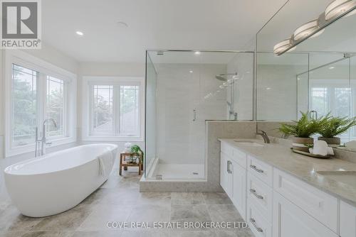 95 Hazelden Lane, London, ON - Indoor Photo Showing Bathroom