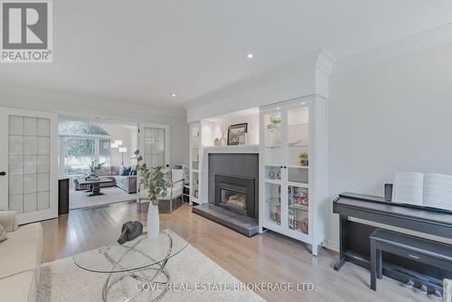 95 Hazelden Lane, London, ON - Indoor Photo Showing Living Room With Fireplace