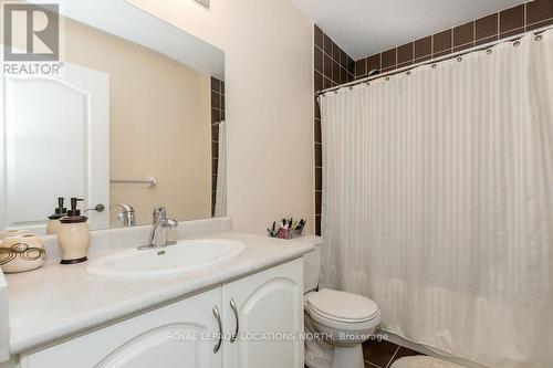 33 Grand Poplar Lane, Wasaga Beach, ON - Indoor Photo Showing Bathroom