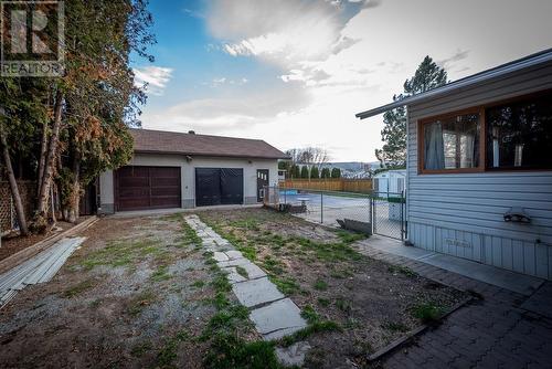 2317 Fleetwood Ave, Kamloops, BC - Outdoor