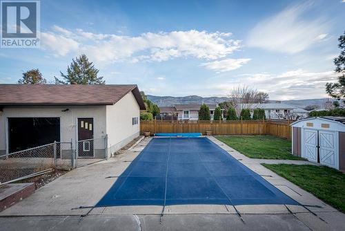 2317 Fleetwood Ave, Kamloops, BC - Outdoor With In Ground Pool