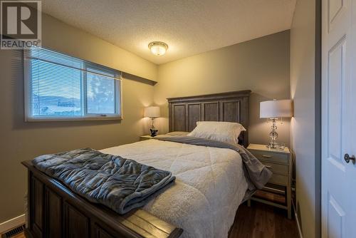 2317 Fleetwood Ave, Kamloops, BC - Indoor Photo Showing Bedroom