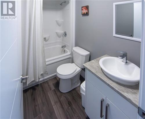 72 Timandra Crescent, Moncton, NB - Indoor Photo Showing Bathroom