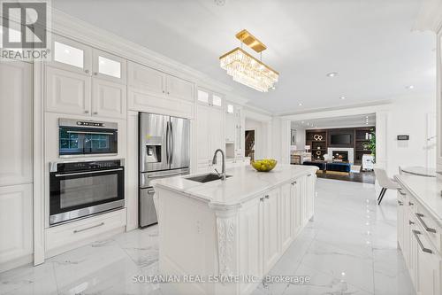 159 Old Yonge Street, Toronto (St. Andrew-Windfields), ON - Indoor Photo Showing Kitchen With Upgraded Kitchen