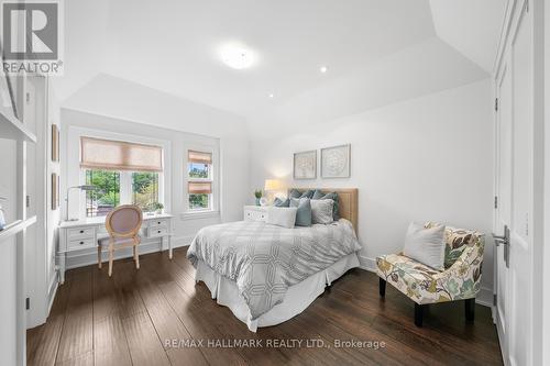 54 Cobden Street, Toronto (Willowdale West), ON - Indoor Photo Showing Bedroom