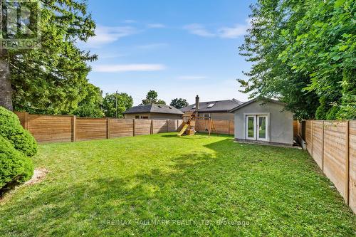 54 Cobden Street, Toronto (Willowdale West), ON - Outdoor With Backyard