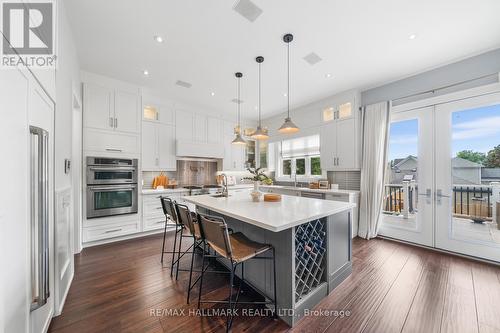 54 Cobden Street, Toronto (Willowdale West), ON - Indoor Photo Showing Kitchen With Upgraded Kitchen