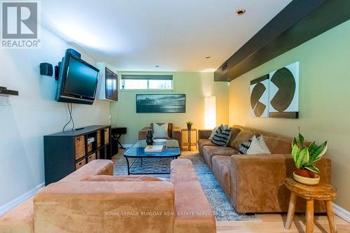 1245 Baldwin Drive, Oakville (Eastlake), ON - Indoor Photo Showing Living Room