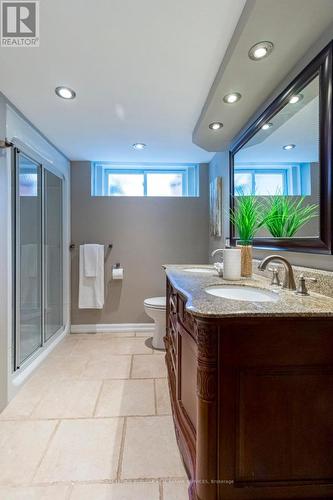 1245 Baldwin Drive, Oakville (Eastlake), ON - Indoor Photo Showing Bathroom