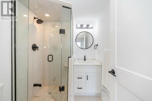 1404 - 1360 Rathburn Road E, Mississauga (Rathwood), ON - Indoor Photo Showing Bathroom