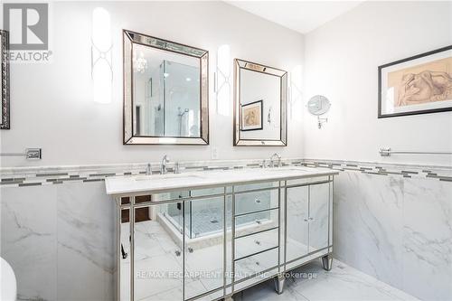 4306 Lakeshore Road, Burlington (Shoreacres), ON - Indoor Photo Showing Bathroom