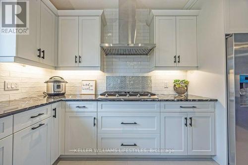 1879 Boardwalk Way, London, ON - Indoor Photo Showing Kitchen With Upgraded Kitchen