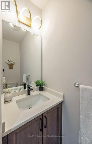 1879 Boardwalk Way, London, ON - Indoor Photo Showing Bathroom