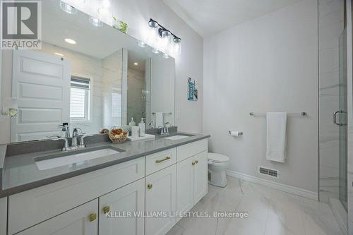 1879 Boardwalk Way, London, ON - Indoor Photo Showing Bathroom