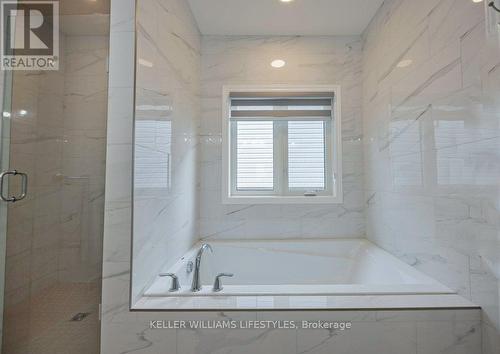 1879 Boardwalk Way, London, ON - Indoor Photo Showing Bathroom