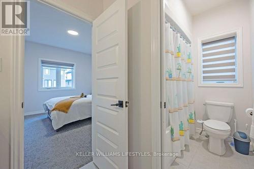 1879 Boardwalk Way, London, ON - Indoor Photo Showing Bathroom