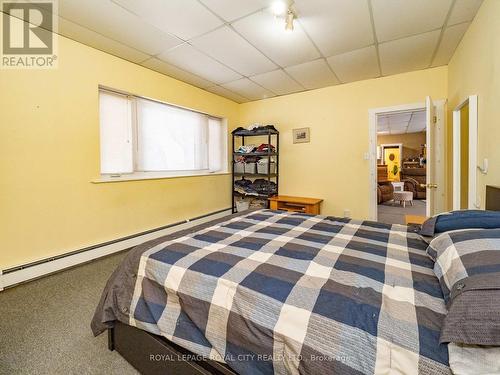 5 William Street, Bracebridge, ON - Indoor Photo Showing Bedroom