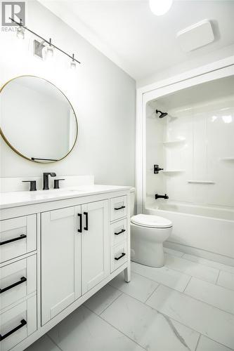 20 Reddley Place, Conception Bay South, NL - Indoor Photo Showing Bathroom