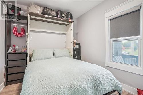 80 Haynes Avenue, St. Catharines, ON - Indoor Photo Showing Bedroom