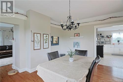 699 Route 105, Maugerville, NB - Indoor Photo Showing Dining Room