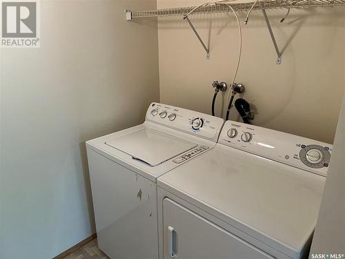 206 55 Alport Crescent, Regina, SK - Indoor Photo Showing Laundry Room