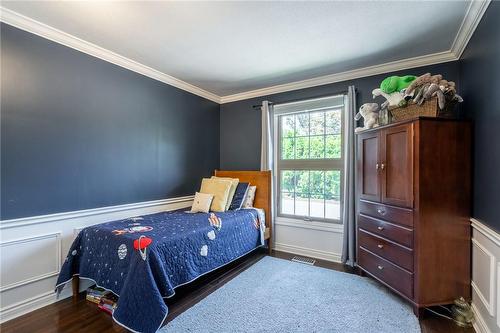 360 North Shore Boulevard E, Burlington, ON - Indoor Photo Showing Bedroom