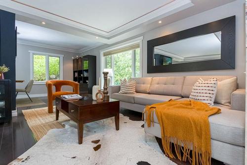 1245 Baldwin Drive, Oakville, ON - Indoor Photo Showing Living Room