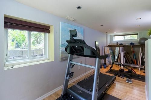 1245 Baldwin Drive, Oakville, ON - Indoor Photo Showing Gym Room