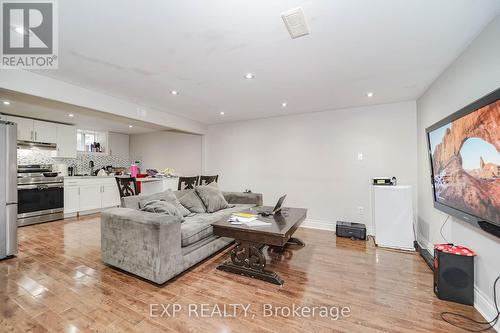 60 Manorglen Crescent, Toronto (Agincourt South-Malvern West), ON - Indoor Photo Showing Living Room