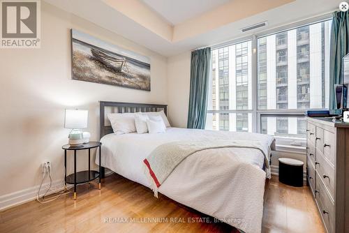 421 - 9075 Jane Street, Vaughan, ON - Indoor Photo Showing Bedroom