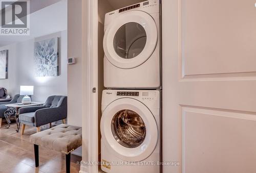 421 - 9075 Jane Street, Vaughan, ON - Indoor Photo Showing Laundry Room