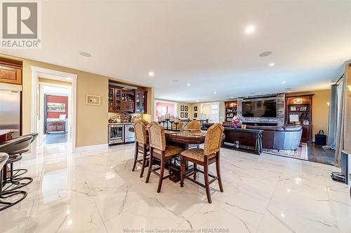 3000 South Talbot, Tecumseh, ON - Indoor Photo Showing Dining Room